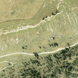Satellite imagery of Tratt Berg, AT