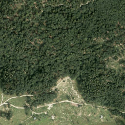 Satellite imagery of Tratt Berg, AT
