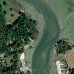 Satellite imagery of cairn, FR