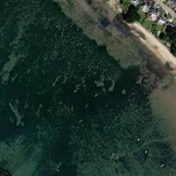Satellite imagery of Pointe du Bil, FR