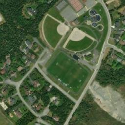 Satellite imagery of Bob Dawes Hill, CA