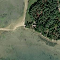 Satellite imagery of Pointe de Locmiquel, FR