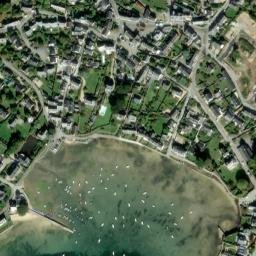 Satellite imagery of Pointe du Berchis, FR