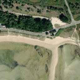 Satellite imagery of Île de Stuhan, FR