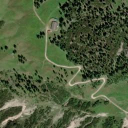 Satellite imagery of cairn, DE