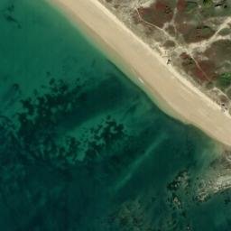 Satellite imagery of Pointe er Hourél, FR