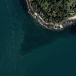 Satellite imagery of Pointe de l'Ours, FR