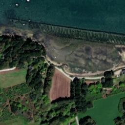 Satellite imagery of Pointe de l'Ours, FR