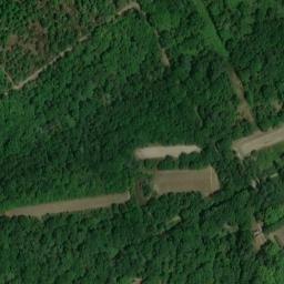 Satellite imagery of Chateau d'Autroche, FR