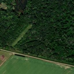 Satellite imagery of Château de Courcelles-le-Roy, FR