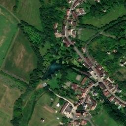 Satellite imagery of Druyes Castle, FR