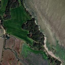 Satellite imagery of Château de Truscat, FR