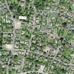 Satellite imagery of Schloss Binningen, CH