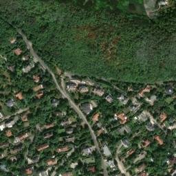 Satellite imagery of Kőpiramisok, HU