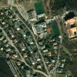 Satellite imagery of Kőpiramisok, HU