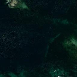 Satellite imagery of Roche Guédic, FR
