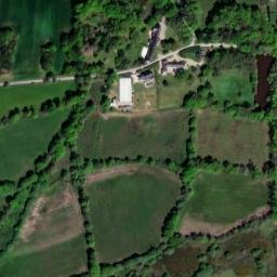 Satellite imagery of Château de Truscat, FR