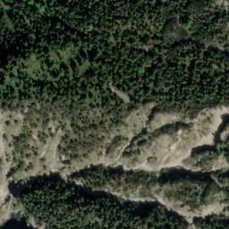 Satellite imagery of cairn, DE