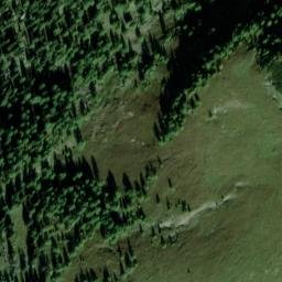 Satellite imagery of cairn, DE