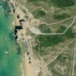 Satellite imagery of La Truie, FR
