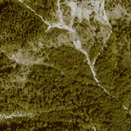 Satellite imagery of cairn, DE