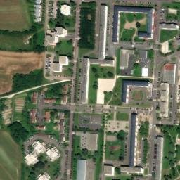 Satellite imagery of Château d'Alger, FR