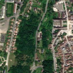 Satellite imagery of Château d'Alger, FR