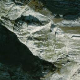 Satellite imagery of cairn, DE