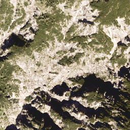 Satellite imagery of Kompar, AT