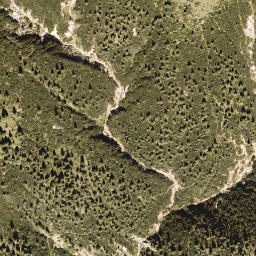 Satellite imagery of Kompar, AT