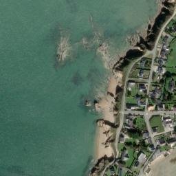 Satellite imagery of Pointe de Pen Bé, FR