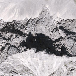 Satellite imagery of cairn, DE