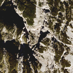 Satellite imagery of cairn, DE