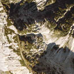 Satellite imagery of cairn, DE