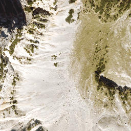 Satellite imagery of cairn, DE