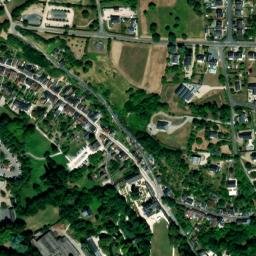 Satellite imagery of Château d'Amboise, FR