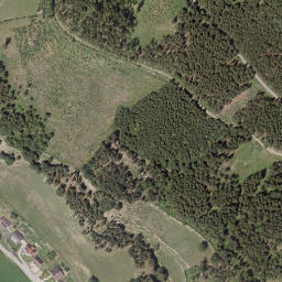Satellite imagery of Madereck, AT