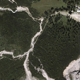 Satellite imagery of cairn, DE