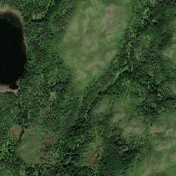 Satellite imagery of Horse's Head, CA