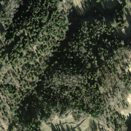 Satellite imagery of Farnegg, CH