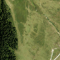 Satellite imagery of Fleiding, AT