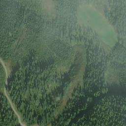 Satellite imagery of Hahnreich, AT