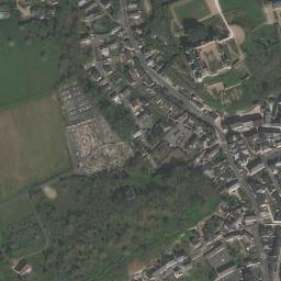 Satellite imagery of Château de Luynes, FR