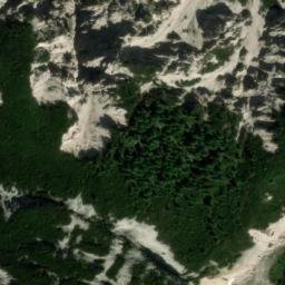 Satellite imagery of Schönfleck, AT