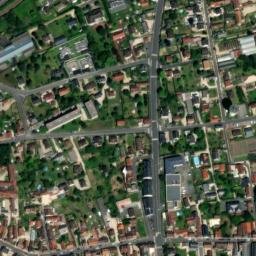 Satellite imagery of Château de Romorantin, FR