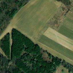 Satellite imagery of Cáki szintezési főalappont, AT