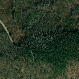 Satellite imagery of Cáki szintezési főalappont, AT