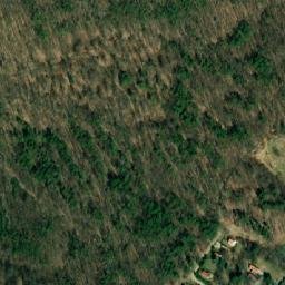 Satellite imagery of Cáki szintezési főalappont, AT