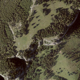Satellite imagery of cairn, AT