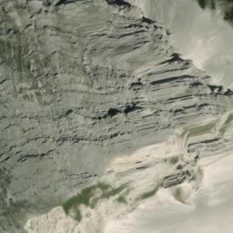 Satellite imagery of cairn, DE
